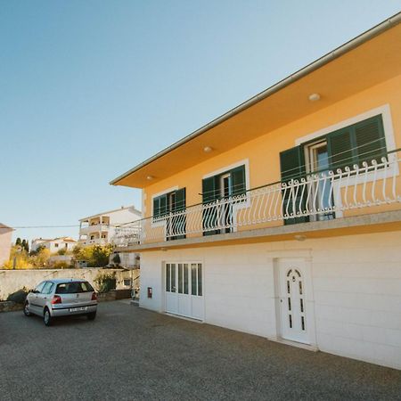 Apartments With A Parking Space Marina, Trogir - 11554 ภายนอก รูปภาพ