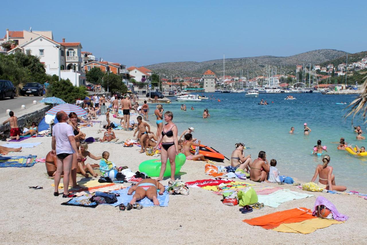 Apartments With A Parking Space Marina, Trogir - 11554 ภายนอก รูปภาพ