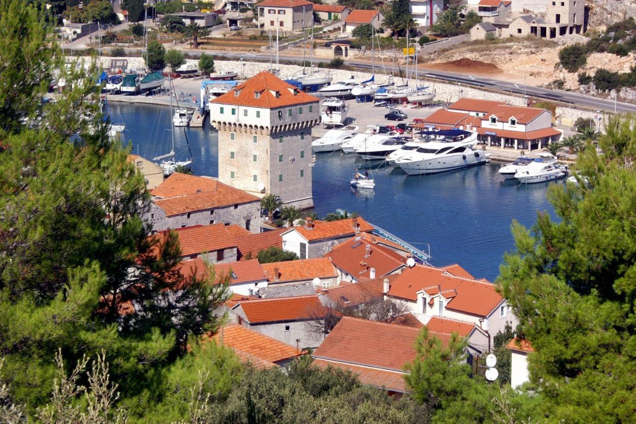 Apartments With A Parking Space Marina, Trogir - 11554 ภายนอก รูปภาพ